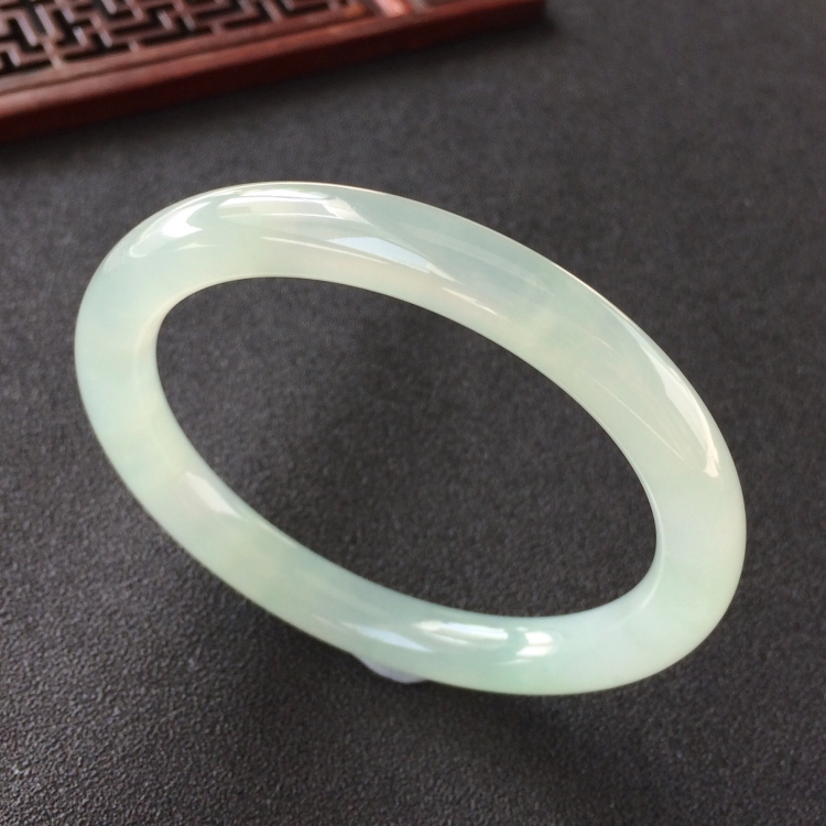 (超值推荐)冰种晴水圆条手镯(54mm)
