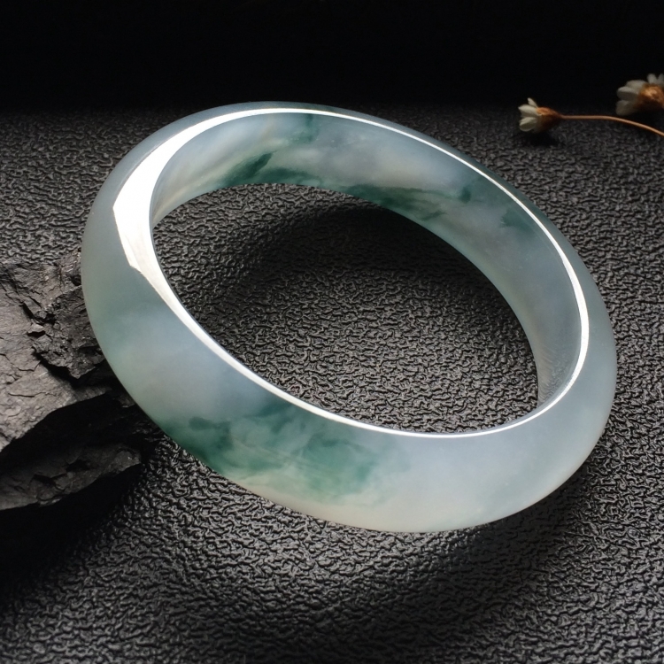 （超值推荐）冰种飘花手镯（54.5mm）