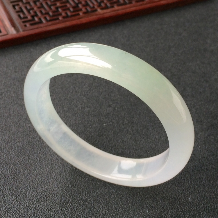 (超值推荐)冰种晴水手镯(54.5mm)