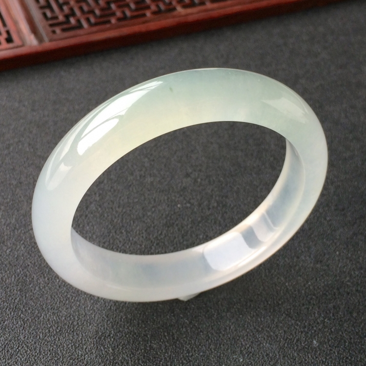(超值推荐)冰种晴水手镯(54.5mm)