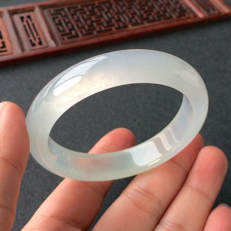 (超值推荐)冰种晴水手镯(54.5mm)
