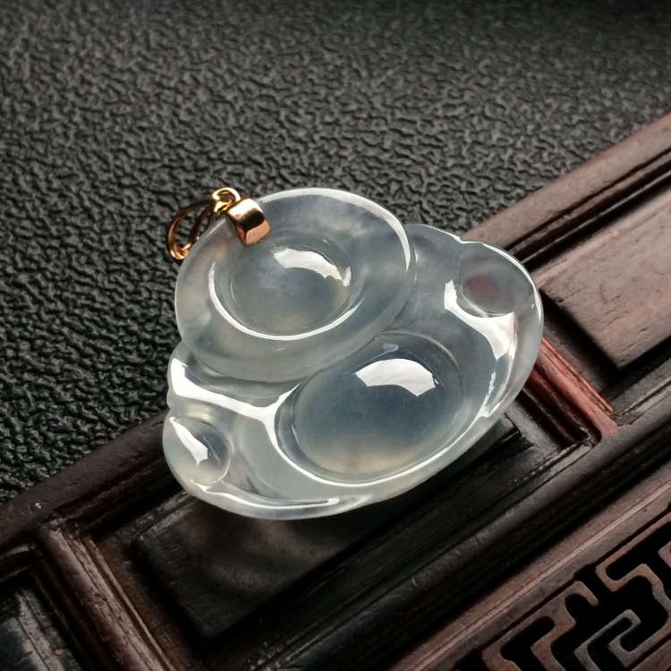 （超值推荐）冰种淡晴水玉佛挂件（金扣）