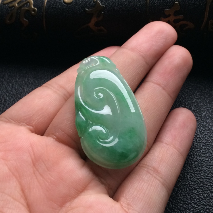 （超值推荐）糯冰种飘翠如意挂件
