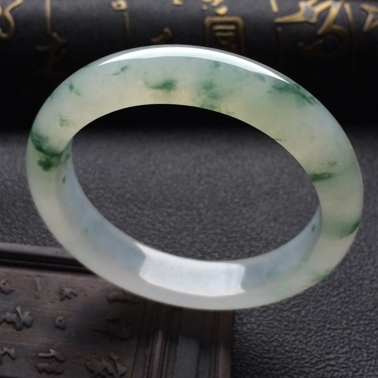 （超值推荐）冰种飘花手镯（56.7mm）