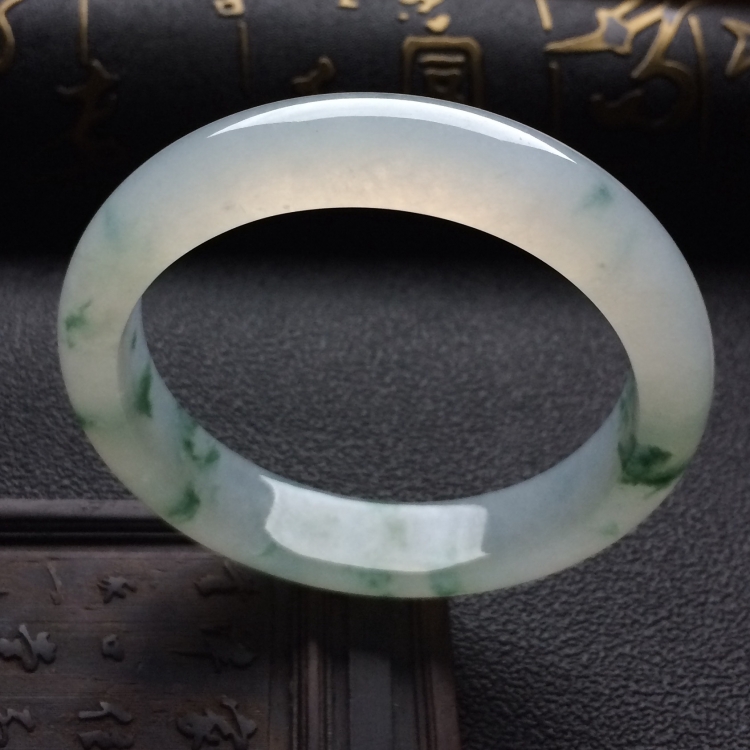 （超值推荐）冰种飘花手镯（56.7mm）