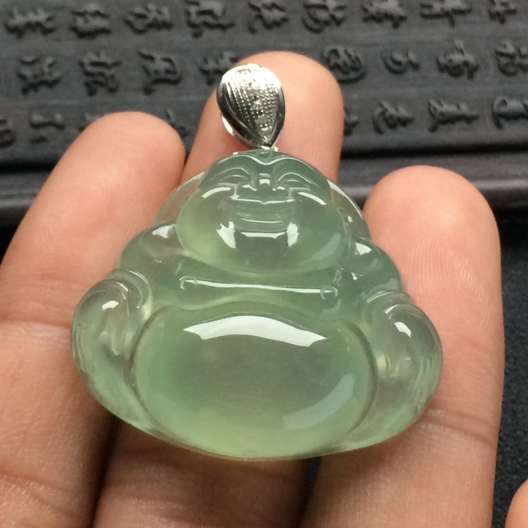 （超值推荐）冰种晴水玉佛挂件（金扣）