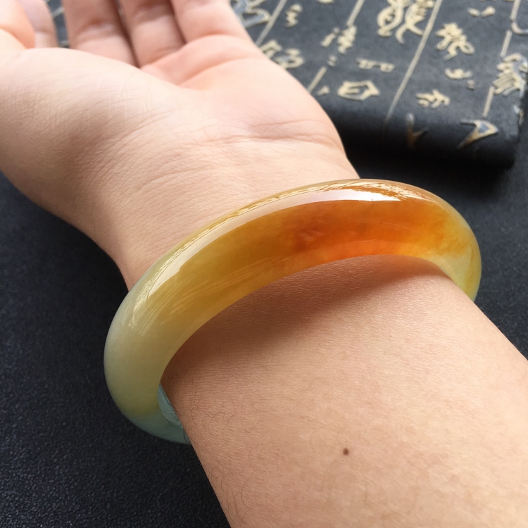 (超值推荐)冰种红黄翡手镯(57.8mm)