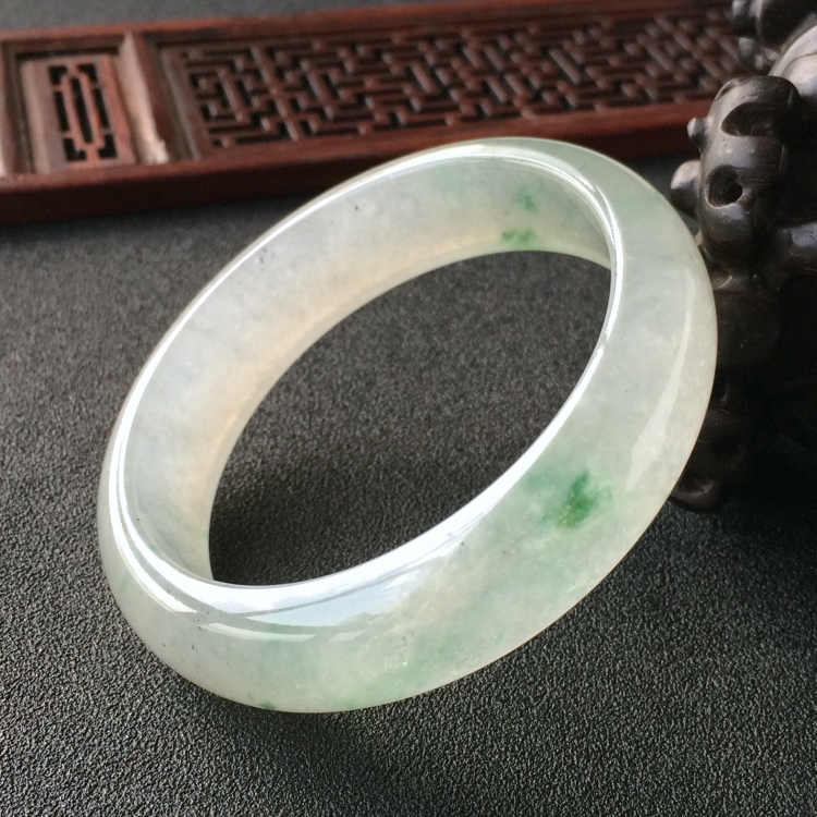 (超值推荐)冰种飘花手镯(54.8mm)