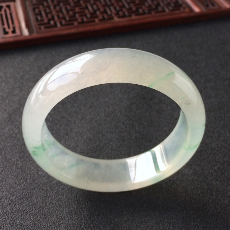 (超值推荐)冰种飘花手镯(54.8mm)