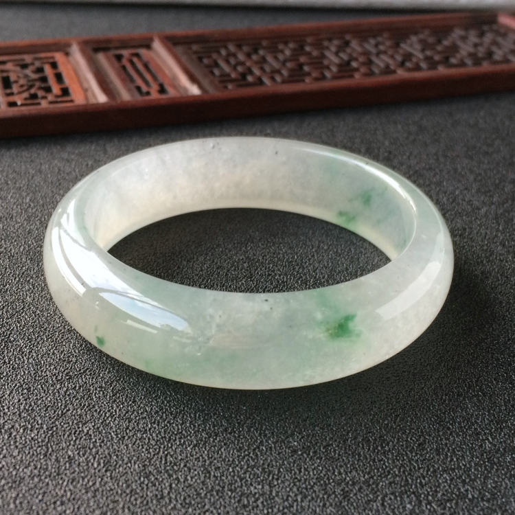 (超值推荐)冰种飘花手镯(54.8mm)