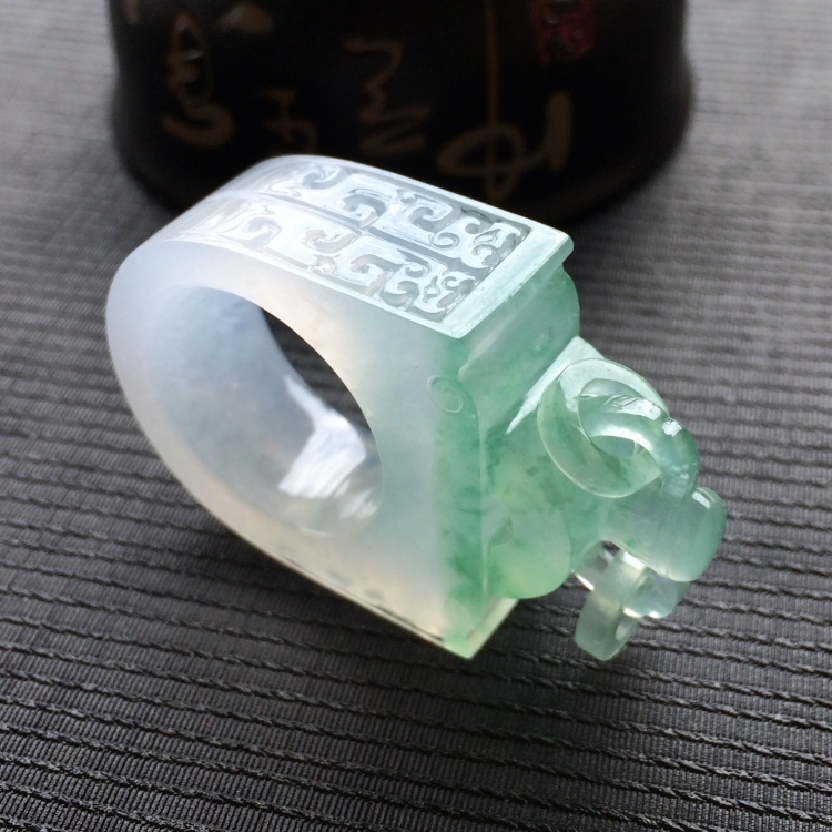 (超值推荐)冰种飘花仿古活环指环/挂件