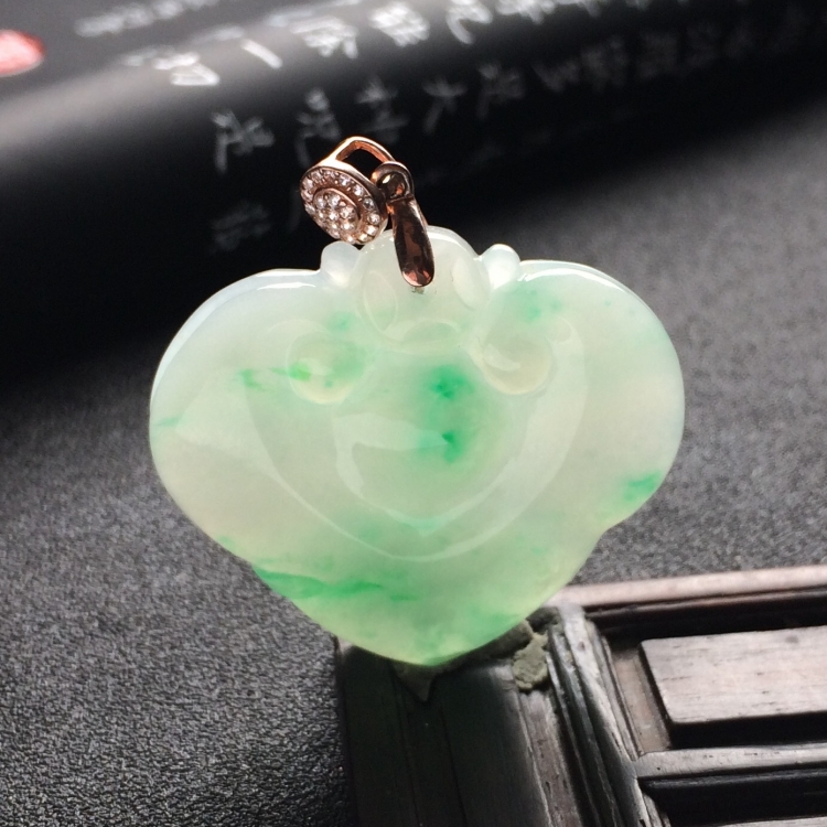 （超值推荐）糯冰种飘翠如意挂件