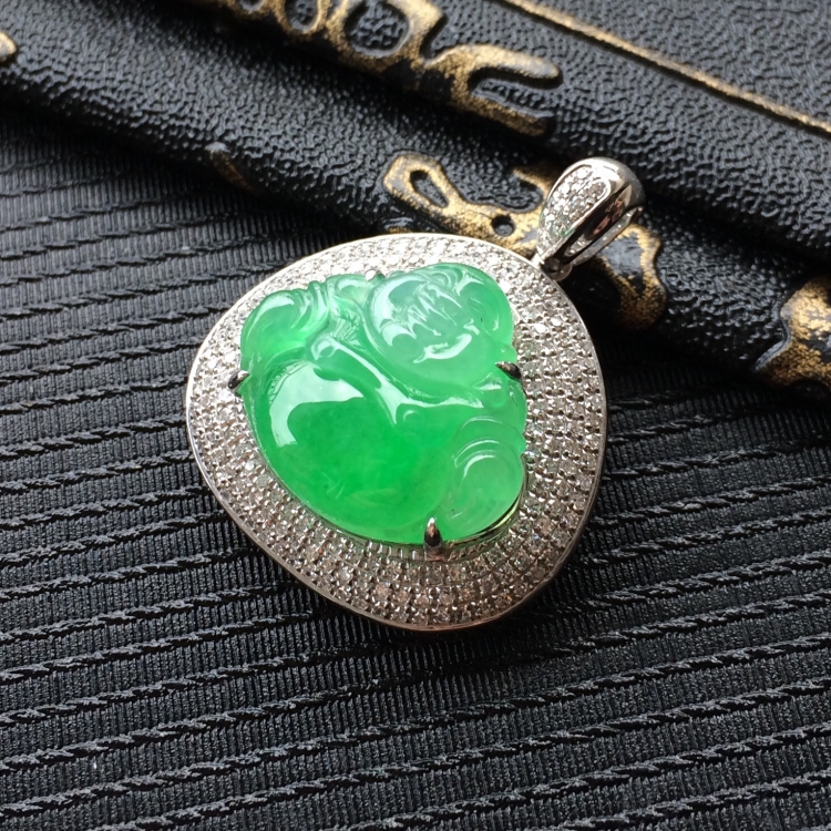 (超值推荐)冰种翠色镶白金钻石玉佛胸坠