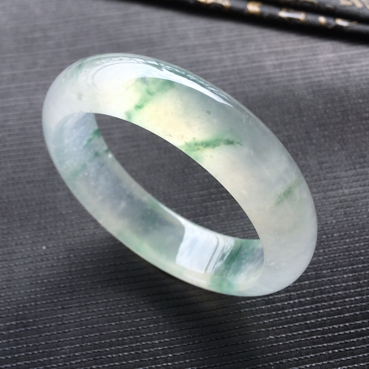 (超值推荐)冰玻种飘花手镯(56.5mm)