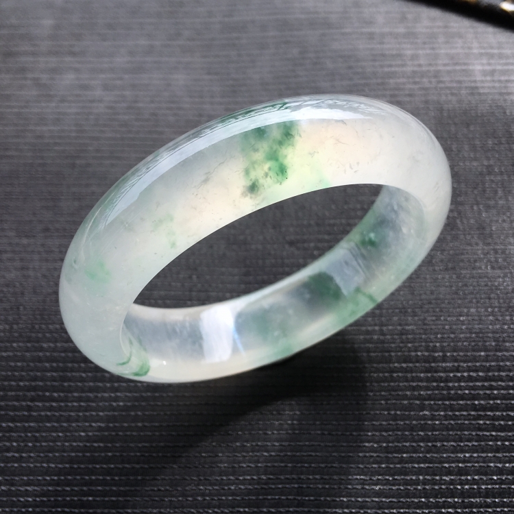 (超值推荐)冰玻种飘花手镯(56.5mm)