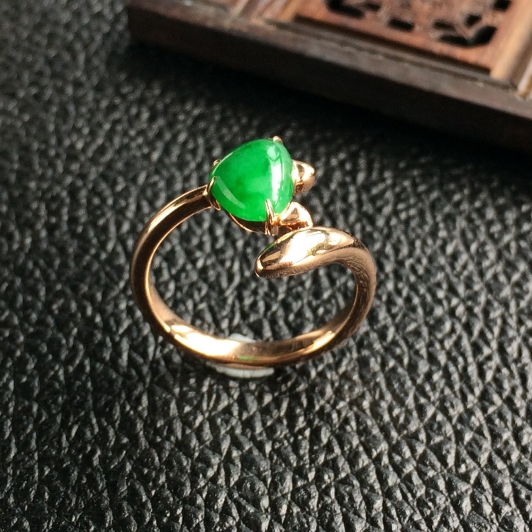 (超值推荐)糯冰种翠色镶玫瑰金戒指