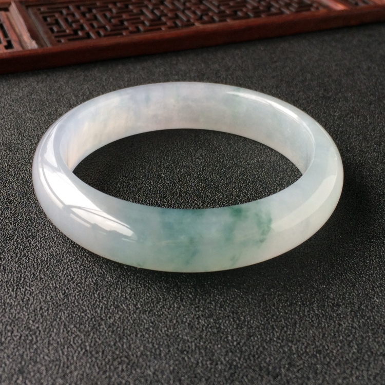 (超值推荐)冰种飘花手镯(56.1mm)