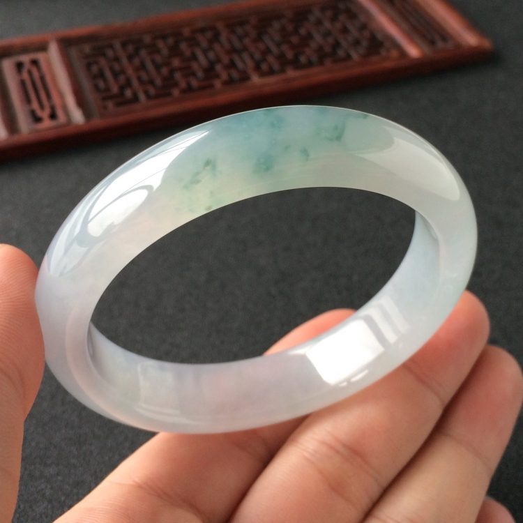 (超值推荐)冰种飘花手镯(56.1mm)