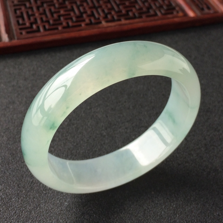 (超值推荐)冰种飘花手镯(56.5mm)