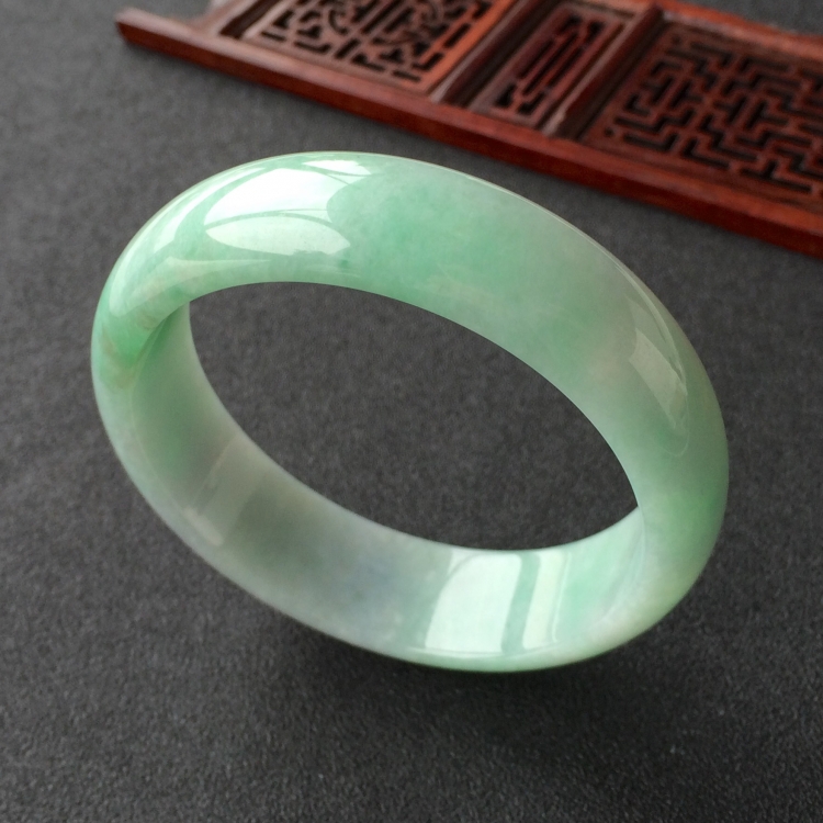 (超值推荐)糯冰种晴水飘花手镯(59.7mm)