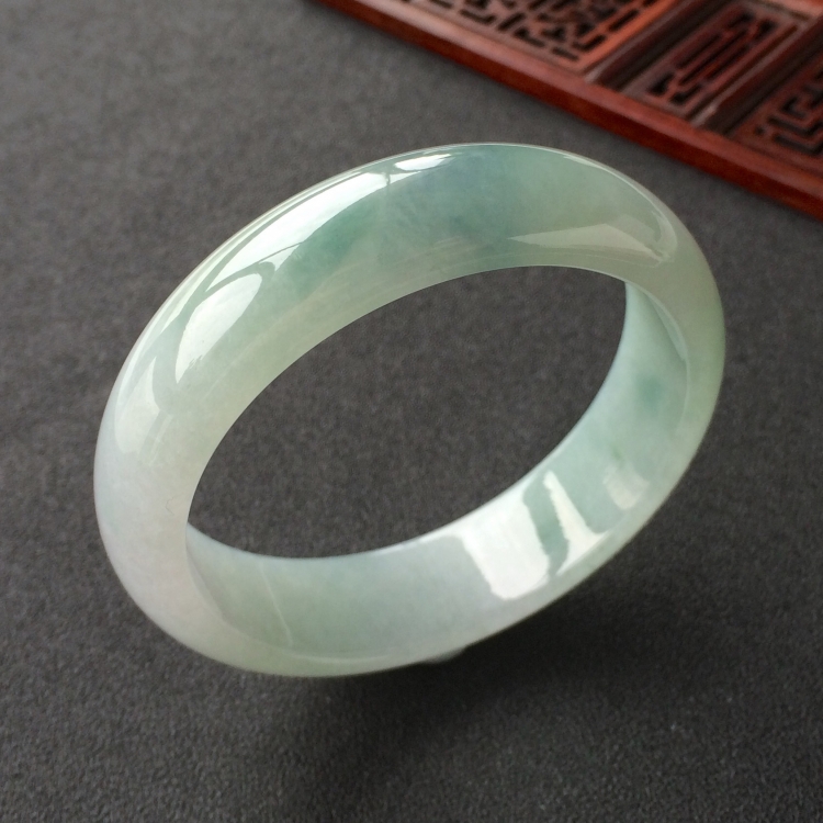 (超值推荐)糯冰种飘花手镯(59.7mm)