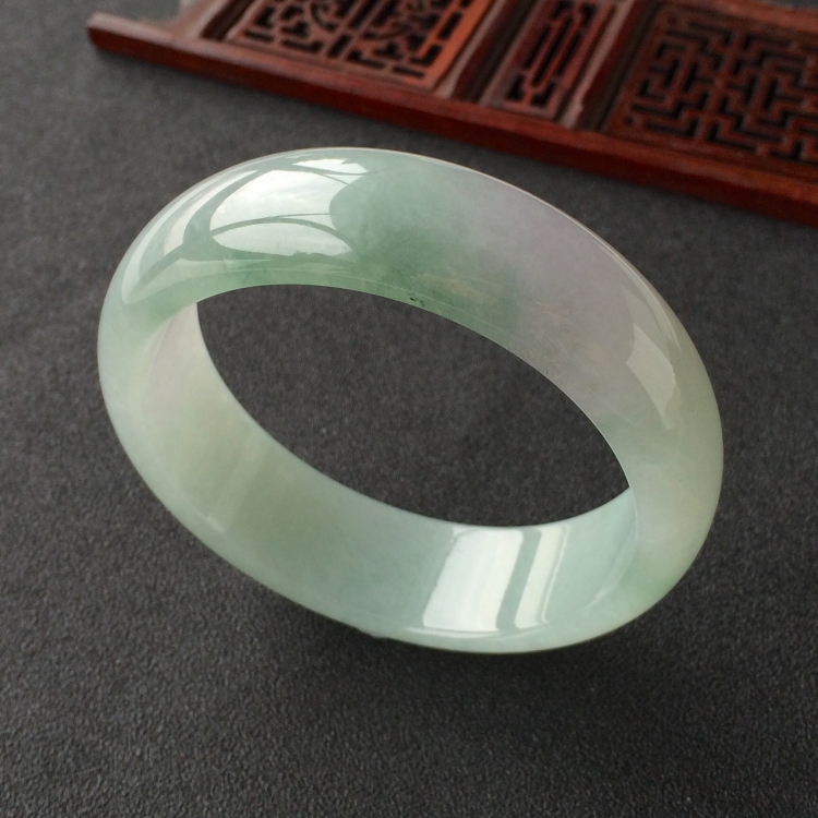 (超值推荐)糯冰种晴水飘花手镯(58.1mm)