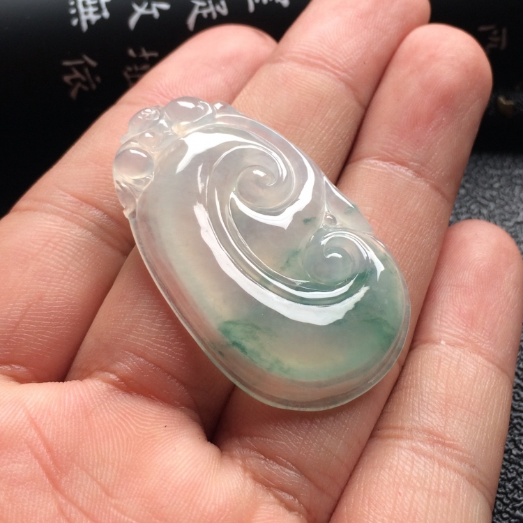 （超值推荐）冰种飘花如意挂件