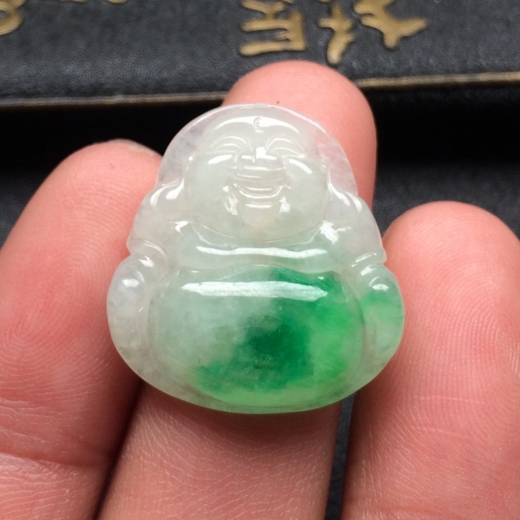 （超值推荐）糯冰种飘翠玉佛挂件