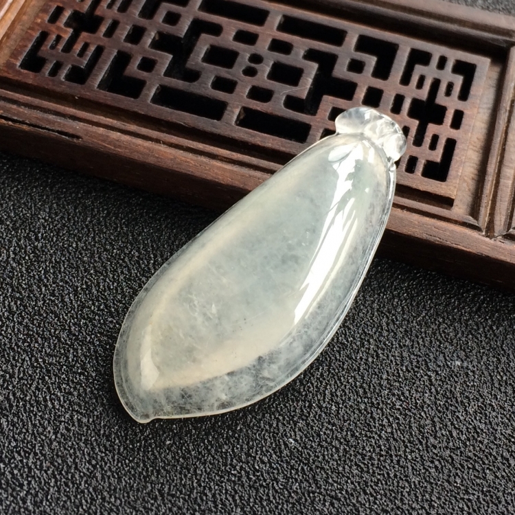 (超值推荐)冰种淡晴水福瓜挂件