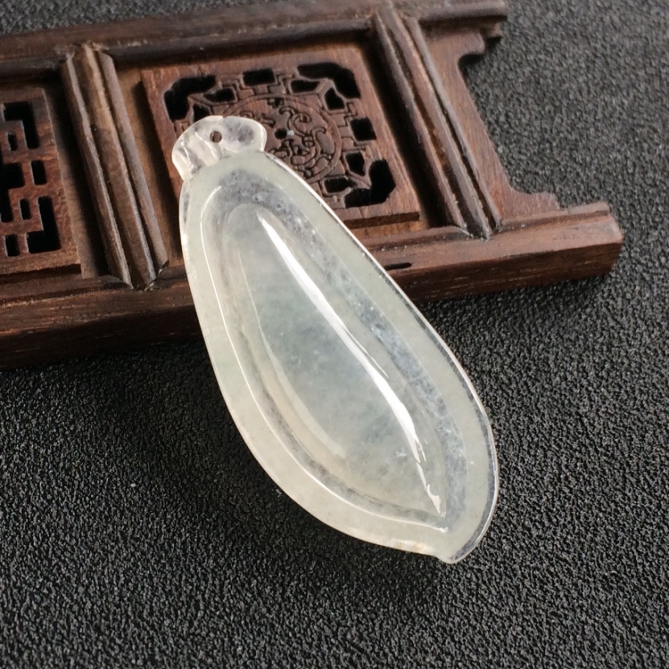 (超值推荐)冰种淡晴水福瓜挂件