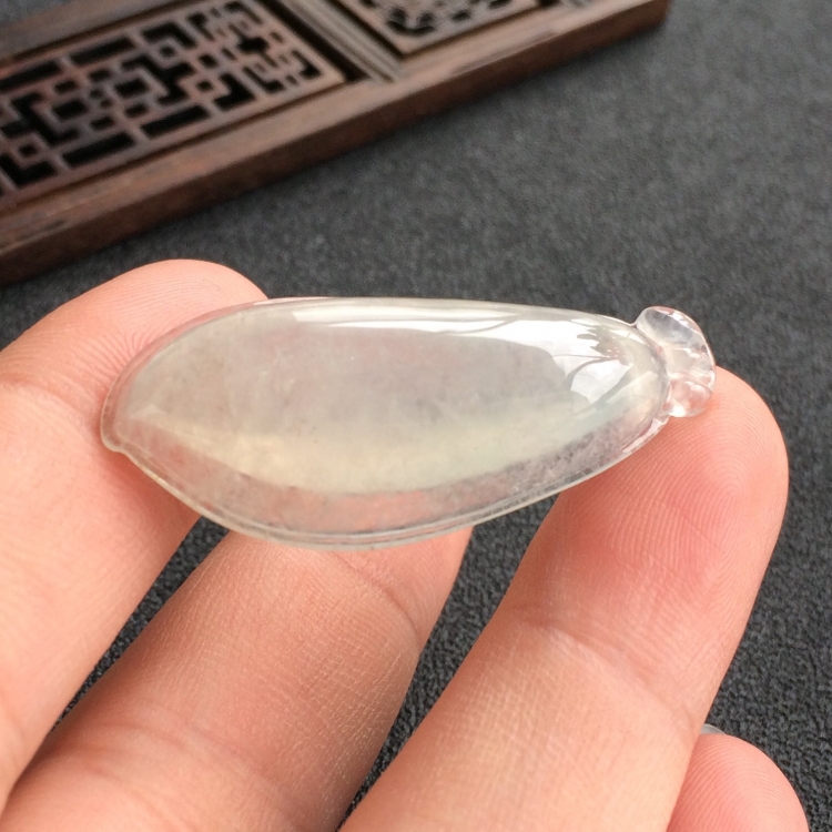 (超值推荐)冰种淡晴水福瓜挂件
