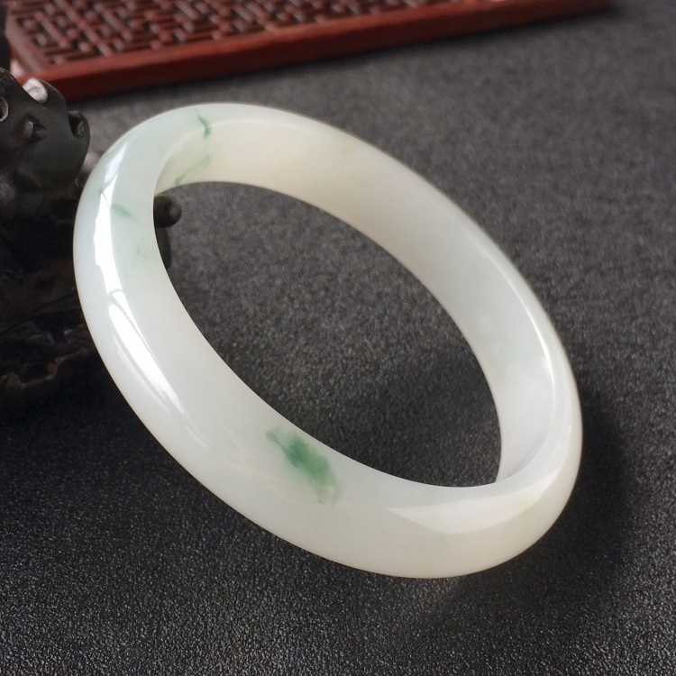 (超值推荐)糯冰种飘花手镯(58.2mm)