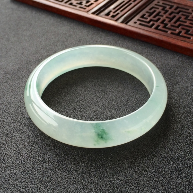 (超值推荐)冰种飘花手镯(56.7mm)