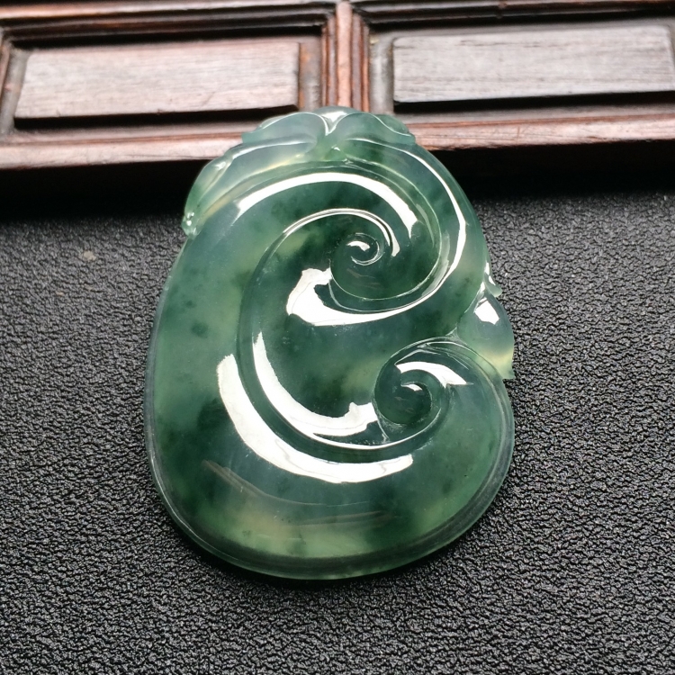 （超值推荐）冰种飘花如意挂件