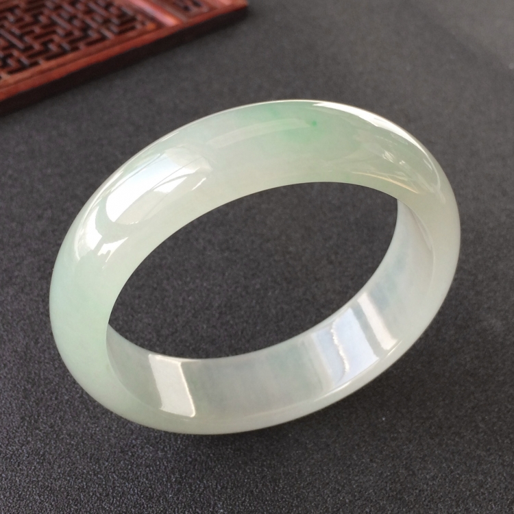 (超值推荐)冰种晴水略飘花手镯(58.3mm)