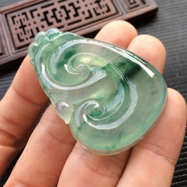 (超值推荐)冰种飘花如意挂件
