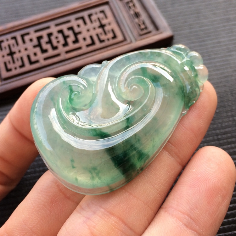 (超值推荐)冰种飘花如意挂件