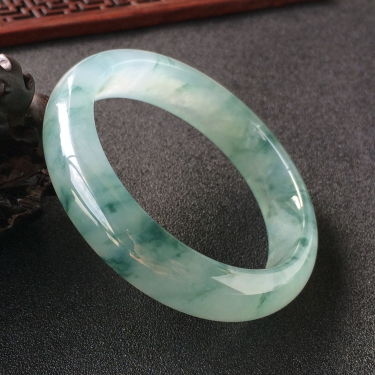 (超值推荐)冰种飘花手镯(57.3mm)