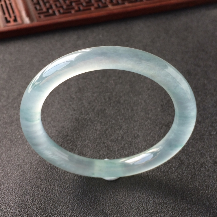 (超值推荐)冰种飘花圆条手镯(52.3mm)