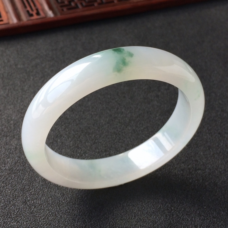 (超值推荐)糯冰种飘花手镯(56.2mm)