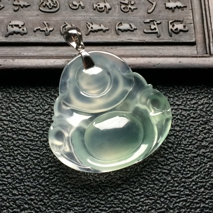 （超值推荐）冰玻种淡晴水玉佛挂件（金扣）