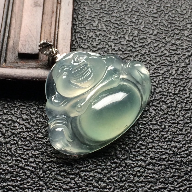 （超值推荐）冰种淡晴水玉佛挂件（金扣）