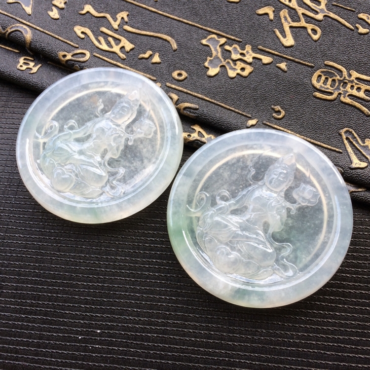 (超值推荐)冰种淡晴水观音菩萨挂件一对