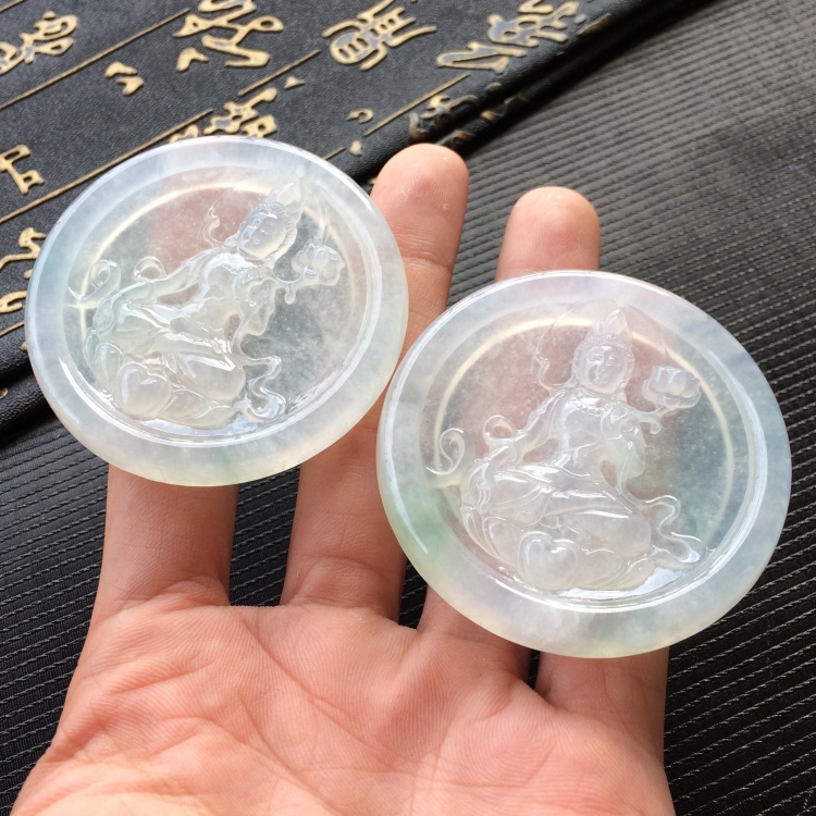 (超值推荐)冰种淡晴水观音菩萨挂件一对