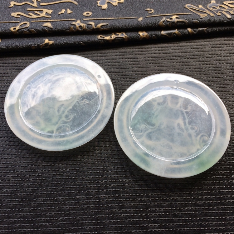 (超值推荐)冰种淡晴水观音菩萨挂件一对