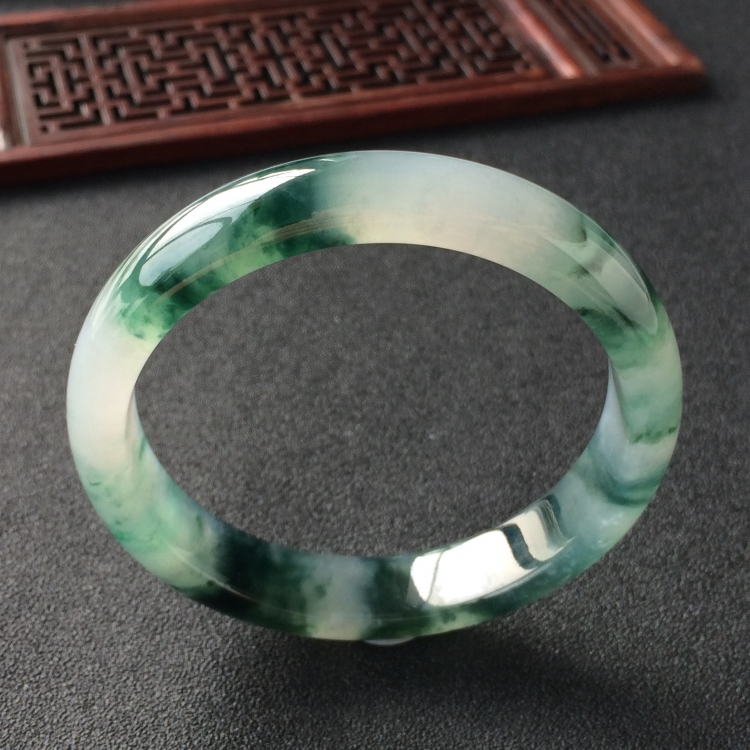 (超值推荐)冰种飘花手镯(57.2mm)