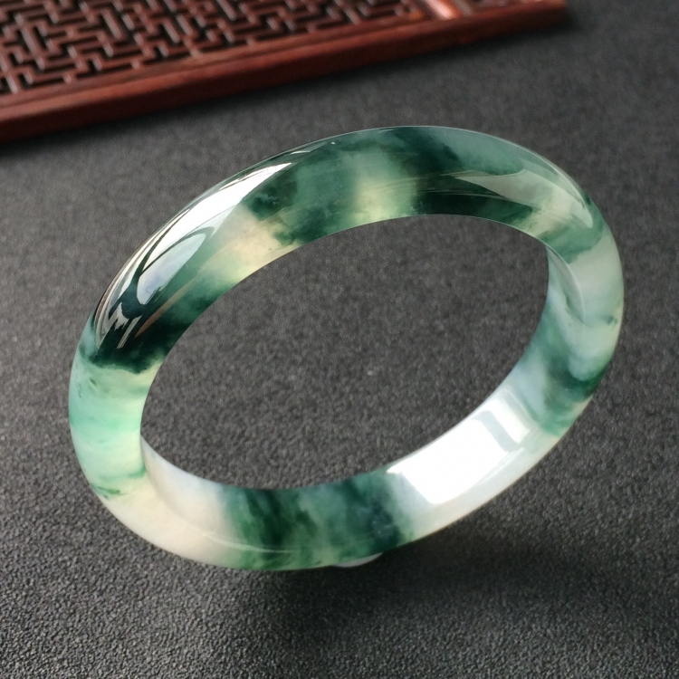 (超值推荐)冰种飘花手镯(57.2mm)