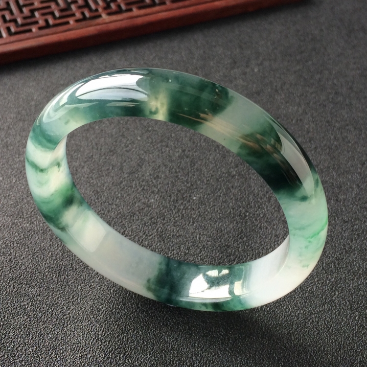 (超值推荐)冰种飘花手镯(57.2mm)