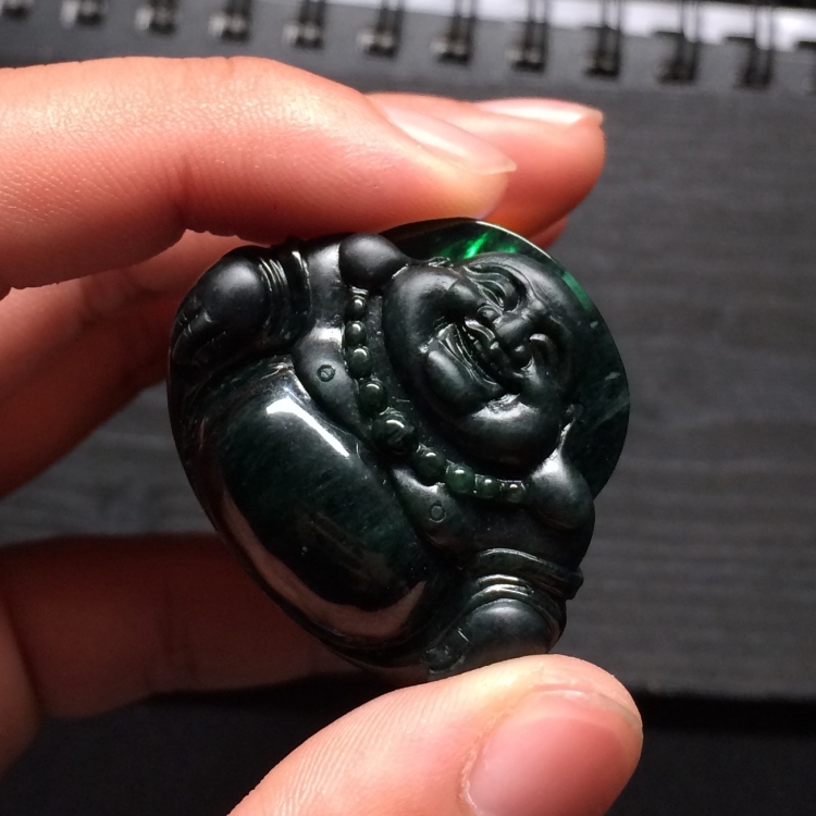 （超值推荐）细糯种墨翠玉佛挂件