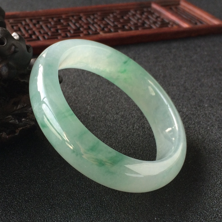(超值推荐)糯冰种飘花手镯(52.2mm)